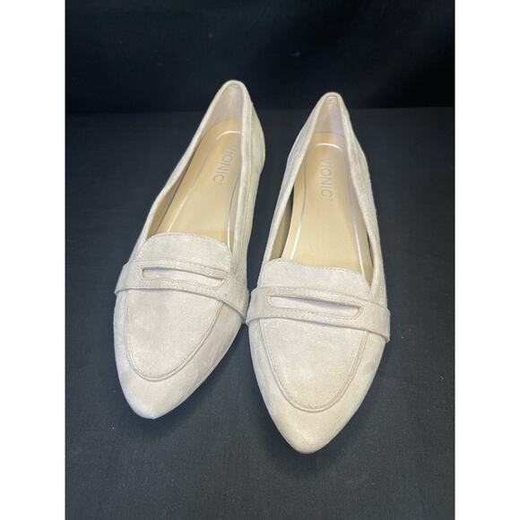 Vionic Shoes - Vionic Women's Savannah Suede Loafer in Driftwood Size 6.5 Shoes